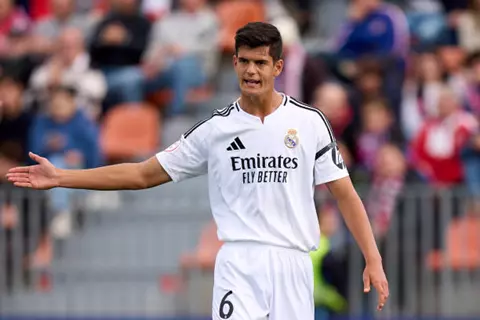 ريال مدريد يعلن انتقال لاعبه إلى شتوتجارت الألماني